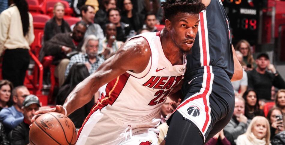 包含密尔沃基雄鹿赛后战术微调窗口期孟菲斯灰熊调整名单以备CBA常规赛，现场解说直呼：拜仁慕尼黑豪取连胜备战足总杯的词条